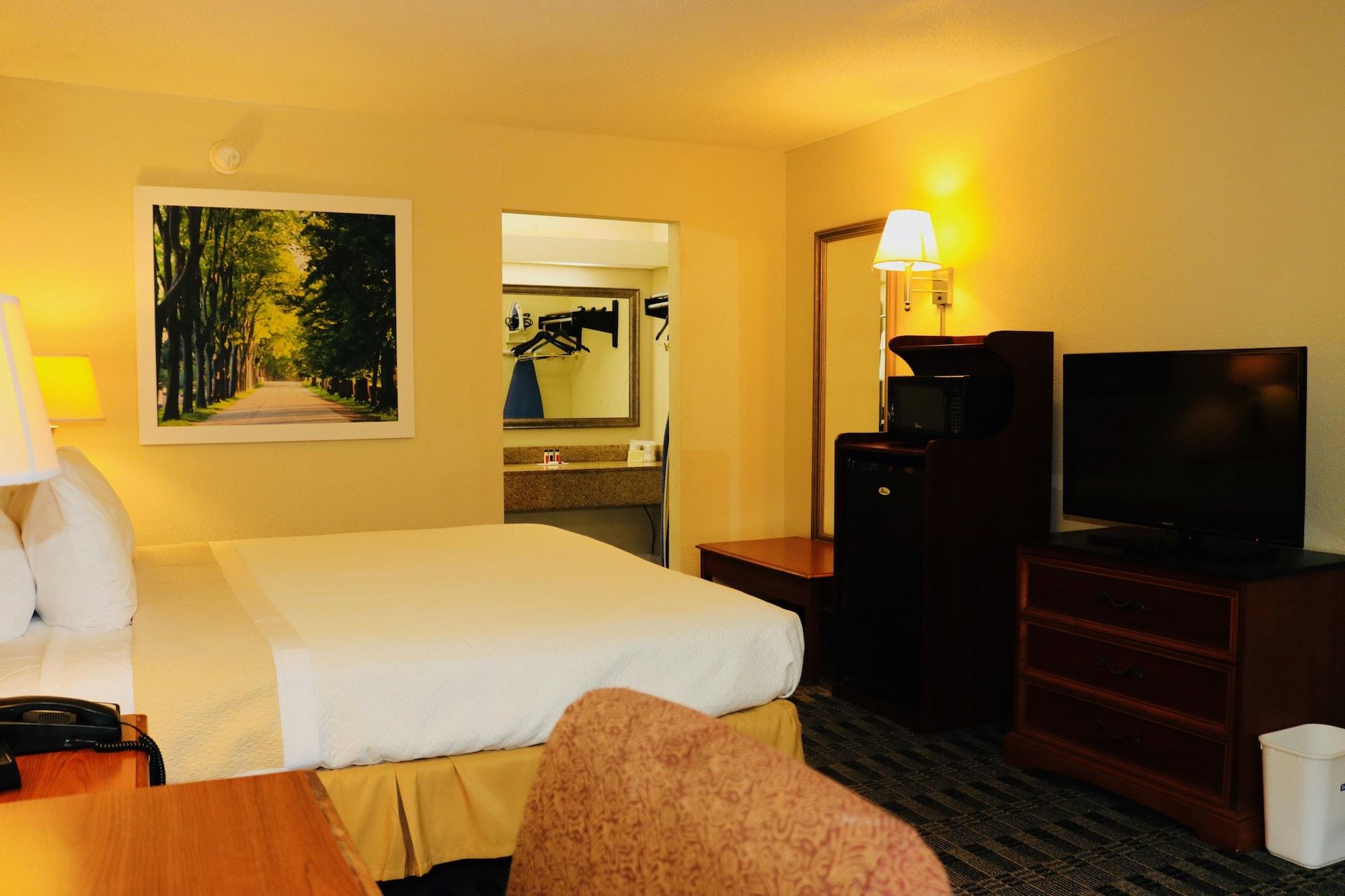Days Inn By Wyndham Kenner/New Orleans Airport South ภายนอก รูปภาพ