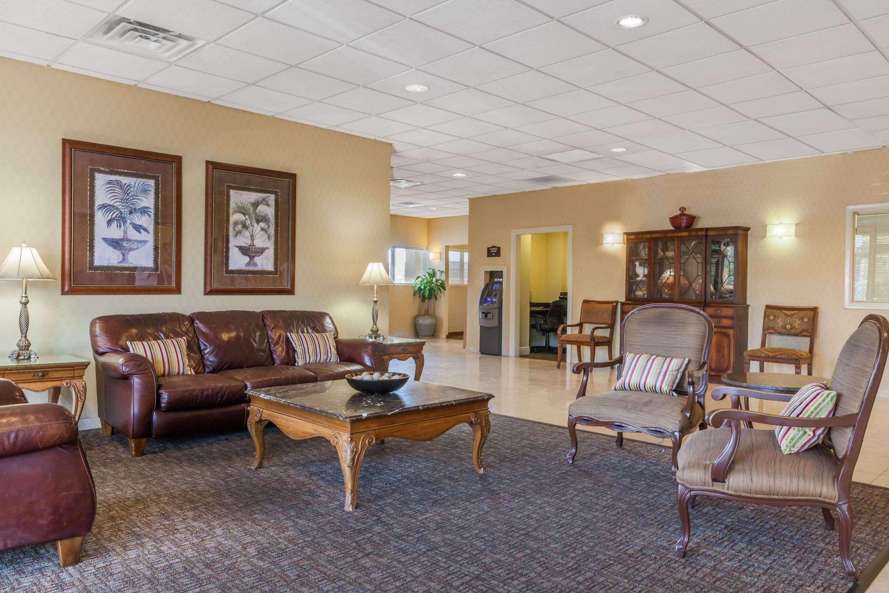 Days Inn By Wyndham Kenner/New Orleans Airport South ภายนอก รูปภาพ