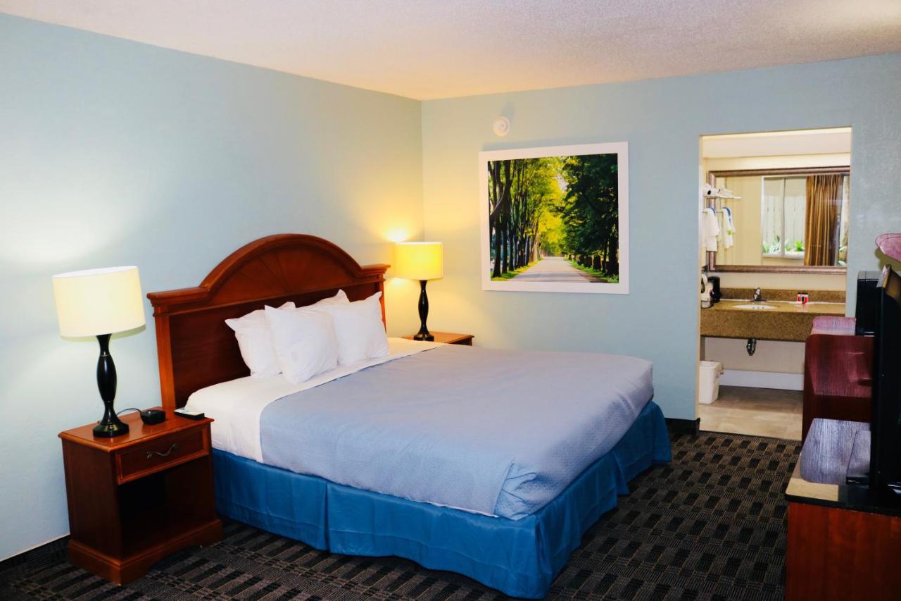 Days Inn By Wyndham Kenner/New Orleans Airport South ภายนอก รูปภาพ